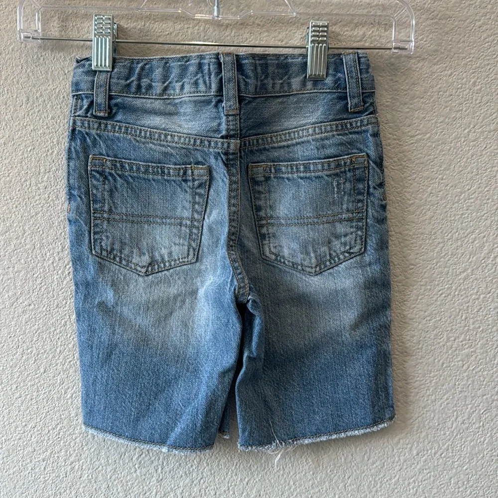 OshKosh Bigosh Boys Jean Shorts Size 4 EUC